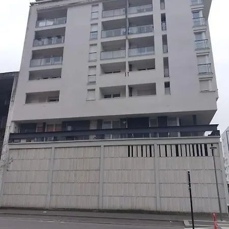 Superbe Evry Centre
